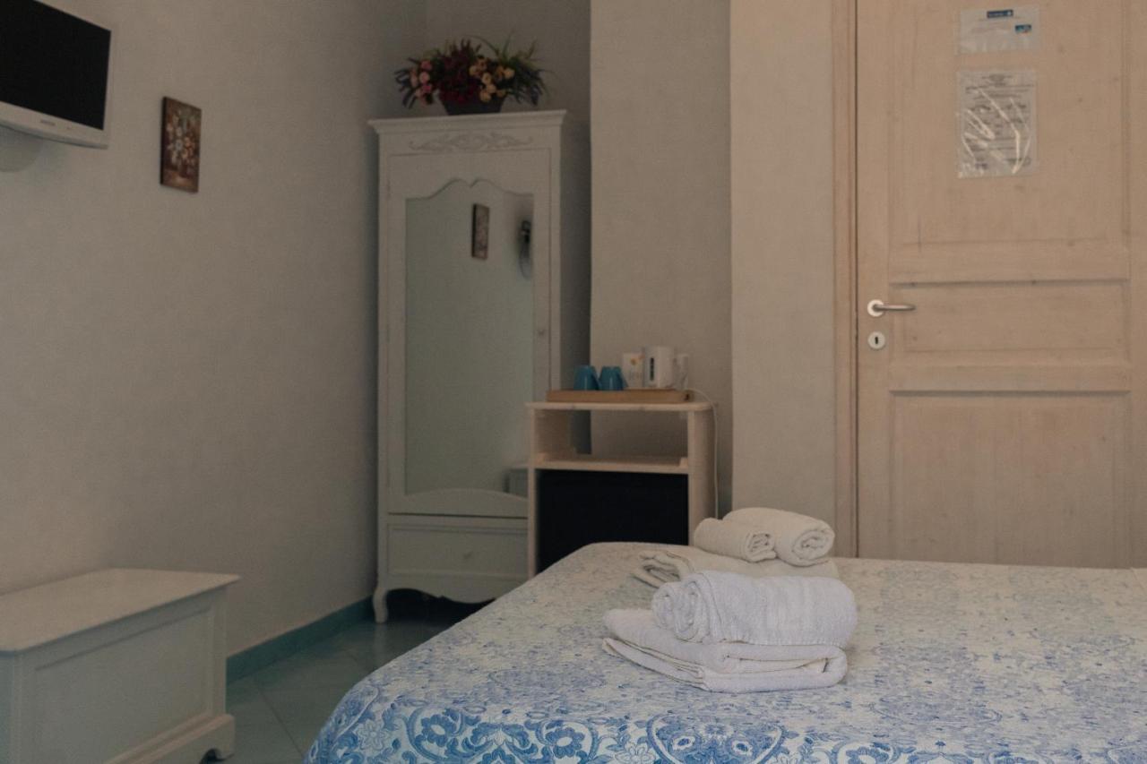 La Casa Del Limoneto Bed & Breakfast Favignana Exterior photo