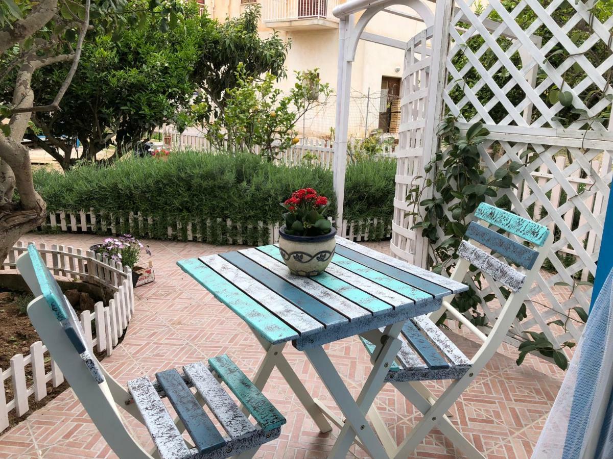 La Casa Del Limoneto Bed & Breakfast Favignana Exterior photo